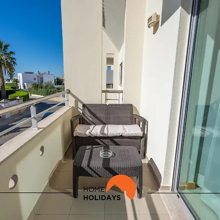 #247 Corrieira Prestigio By Holidays *